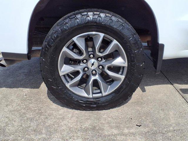 Photo of 2019 Summit White Chevrolet Silverado 1500