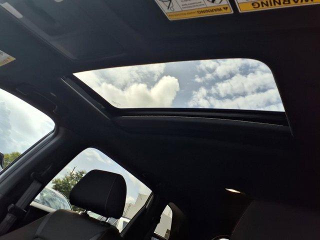 Photo of 2025 Ssilver Honda CR-V Hybrid