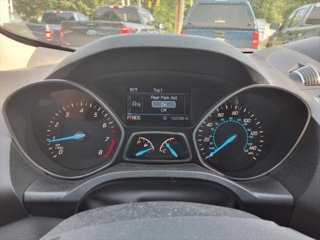 Photo of 2014 Red Ford Escape