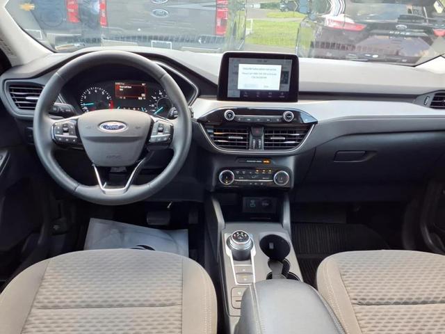 Photo of 2022 Blue Ford Escape