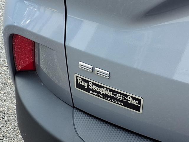Photo of 2022 Blue Ford Escape