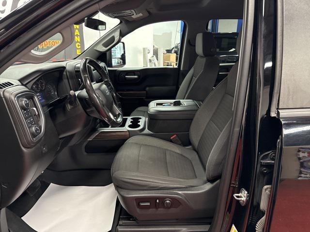 Photo of 2020 Black Chevrolet Silverado 1500