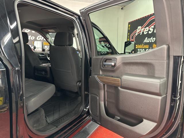 Photo of 2020 Black Chevrolet Silverado 1500