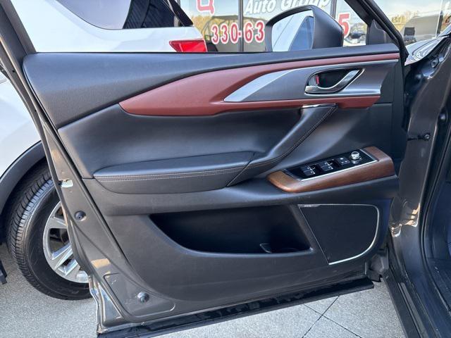 Photo of 2018 Machine Gray Metallic Mazda CX-9