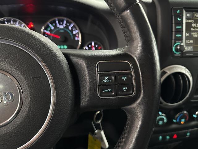 Photo of 2016 Bright White Clearcoat Jeep Wrangler Unlimited
