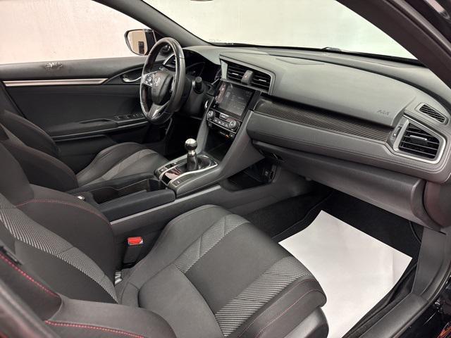Photo of 2017 Crystal Black Pearl Honda Civic