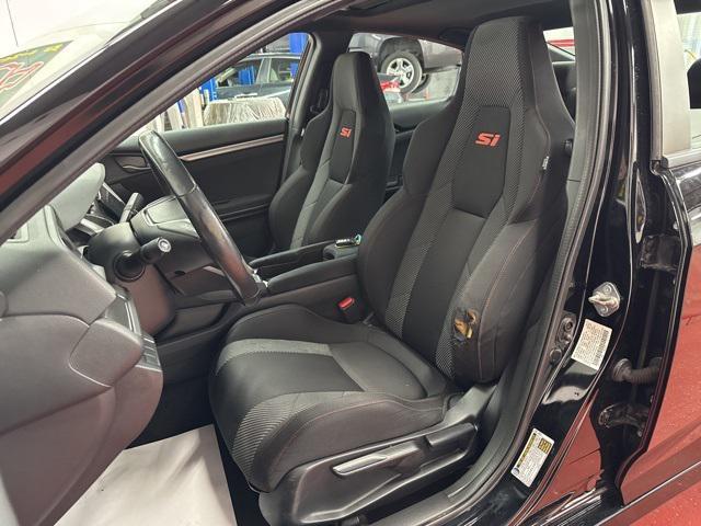 Photo of 2017 Crystal Black Pearl Honda Civic