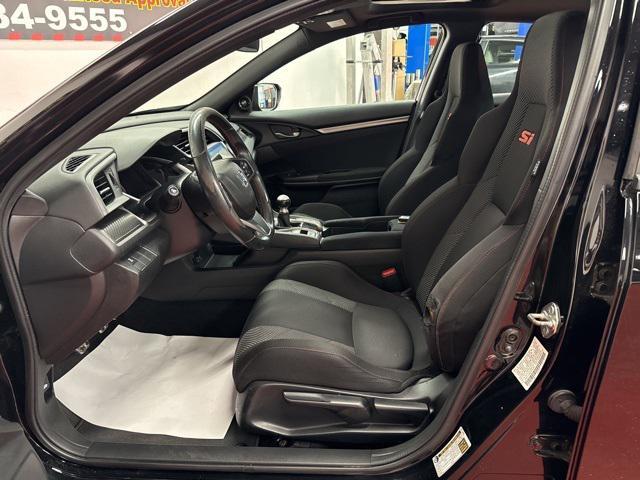 Photo of 2017 Crystal Black Pearl Honda Civic