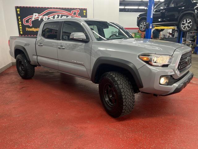 Photo of 2018 Gray Toyota Tacoma