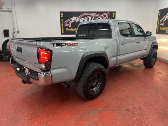 Photo of 2018 Gray Toyota Tacoma
