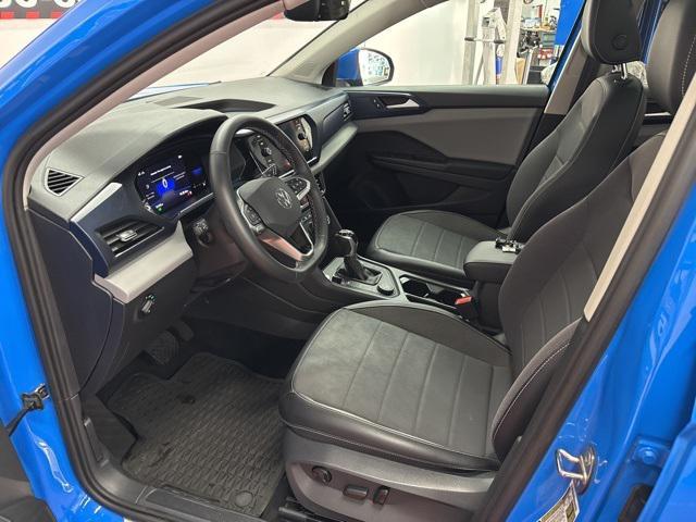 Photo of 2022 Cornflower Blue Volkswagen Taos