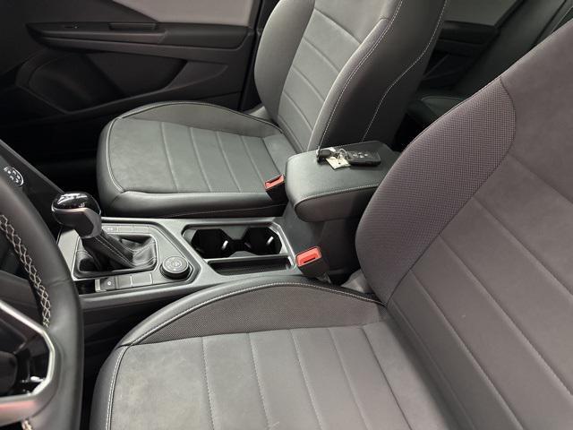Photo of 2022 Cornflower Blue Volkswagen Taos