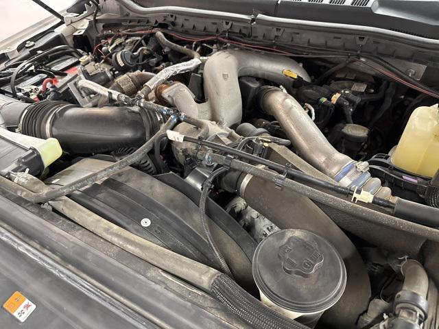 Photo of 2020 Oxford White Ford F-250