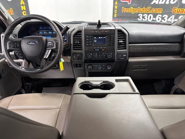 Photo of 2020 Oxford White Ford F-250