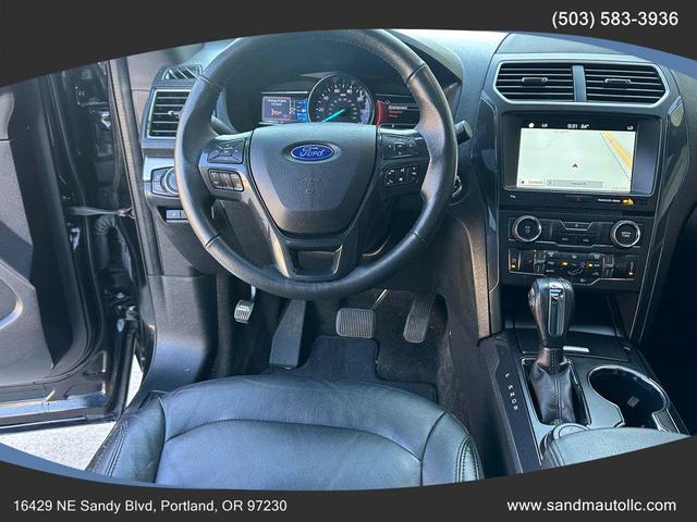 Photo of 2018 Shadow Black Ford Explorer