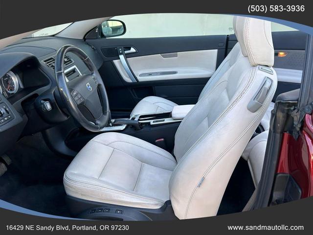 Photo of 2012 Flamenco Red Metallic Volvo C70