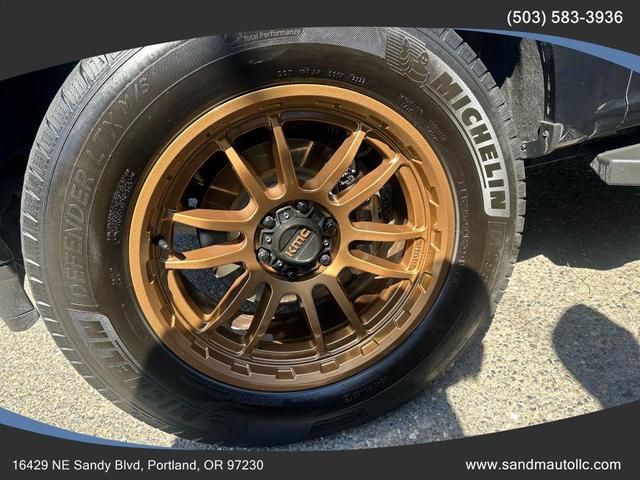 Photo of 2022 Agate Black Metallic Ford F-150