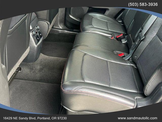 Photo of 2016 Shadow Black Ford Explorer