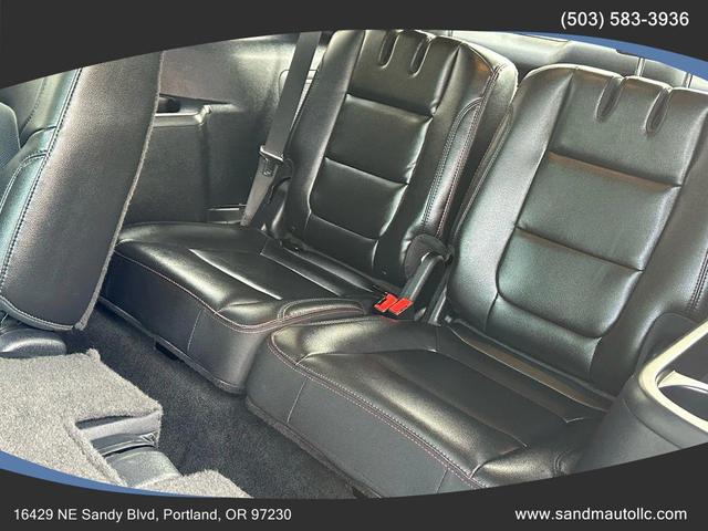 Photo of 2016 Shadow Black Ford Explorer