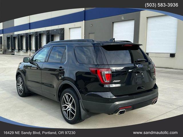 Photo of 2016 Shadow Black Ford Explorer
