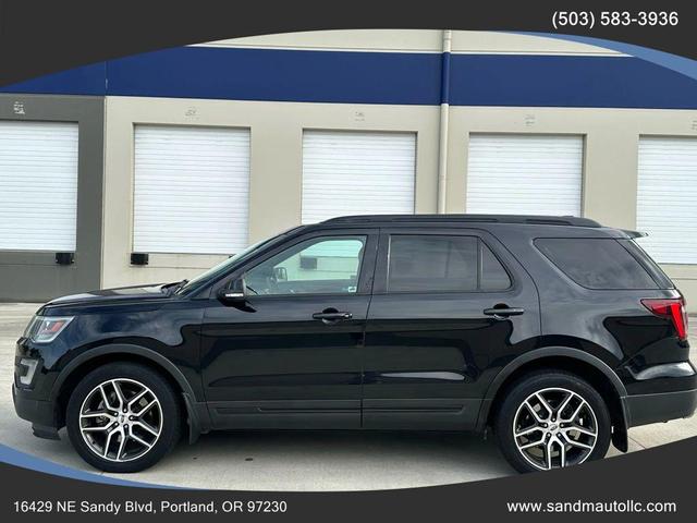 Photo of 2016 Shadow Black Ford Explorer