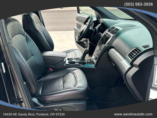 Photo of 2016 Shadow Black Ford Explorer