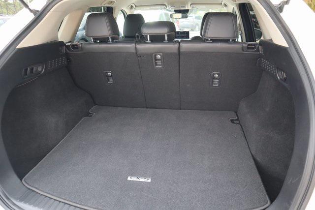 Photo of 2022 Snowflake White Pearl Mica Mazda CX-5
