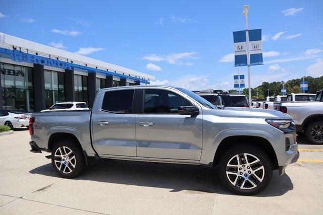 Photo of 2024 Sterling Gray Metallic Chevrolet Colorado