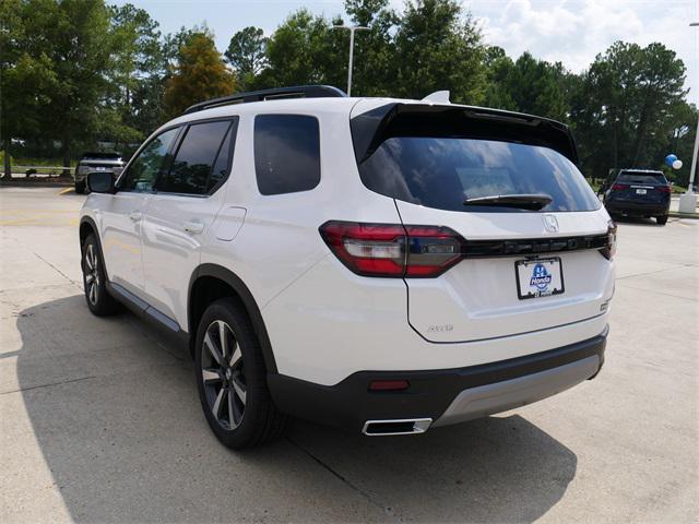 Photo of 2025 Platinum White Pearl Honda Pilot