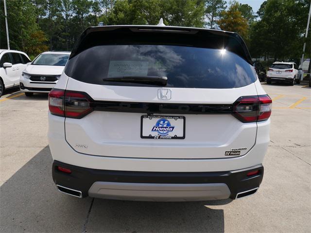 Photo of 2025 Platinum White Pearl Honda Pilot