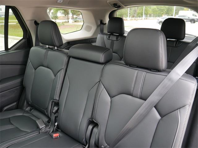 Photo of 2025 Platinum White Pearl Honda Pilot