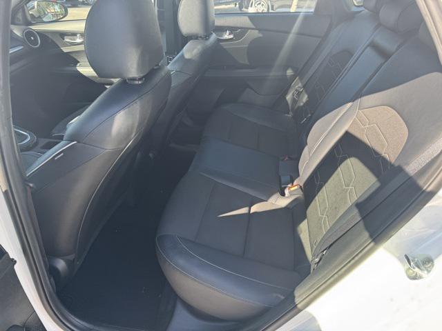 Photo of 2023 Snow White Pearl Kia Forte
