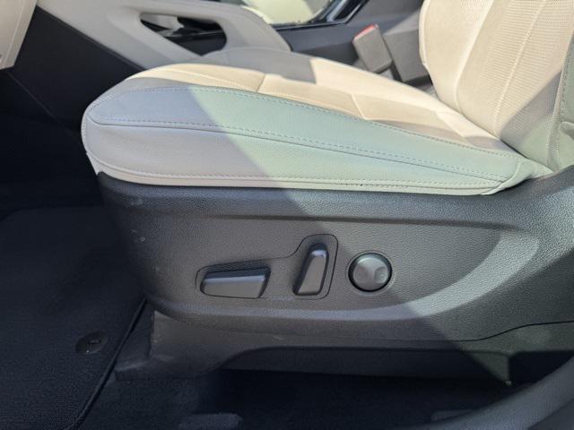 Photo of 2022 Ebony Black Kia Telluride
