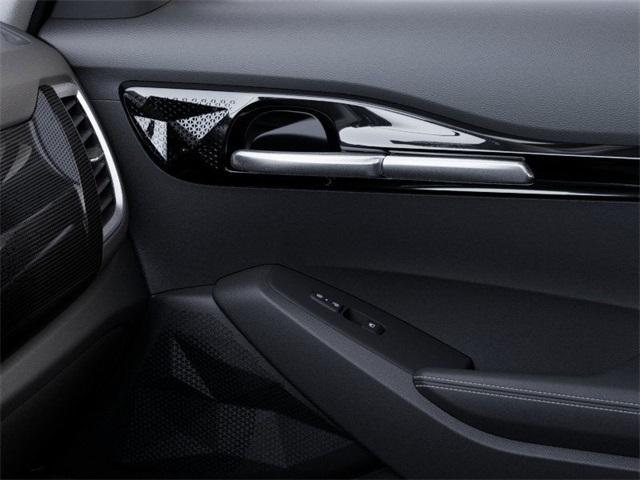 Photo of 2025 Clear White / Black Roof Kia Seltos