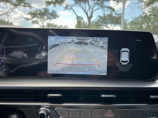 Photo of 2025 Everlasting Silver Kia Telluride