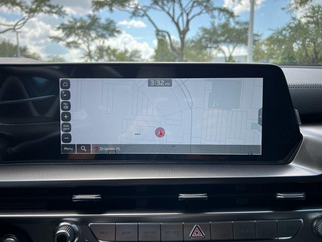 Photo of 2025 Everlasting Silver Kia Telluride