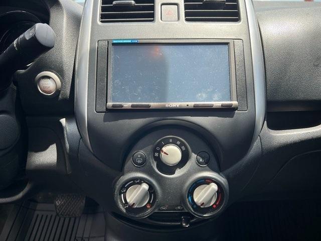 Photo of 2014 Super Black Nissan Versa Note