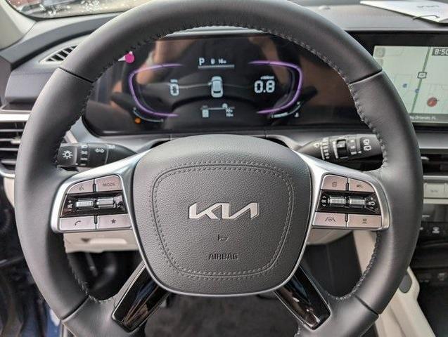 Photo of 2025 Midnight Black Kia Telluride
