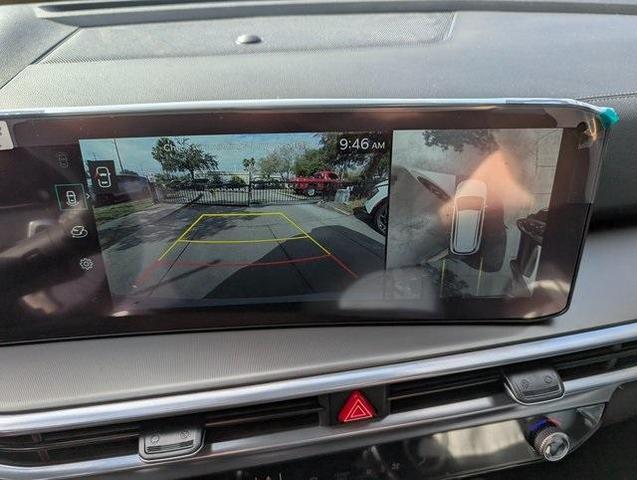 Photo of 2025 Silky Silver Kia Sorento Hybrid