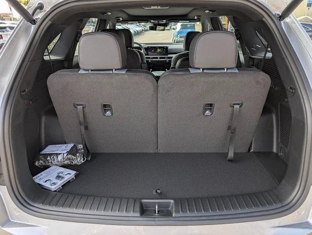 Photo of 2025 Silky Silver Kia Sorento Hybrid