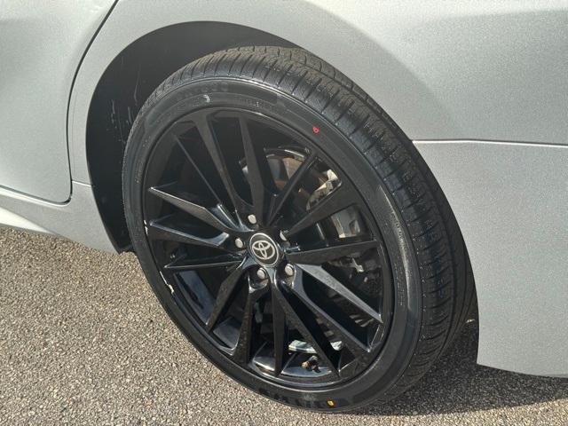 Photo of 2023 Celestial Silver Metallic Toyota Camry
