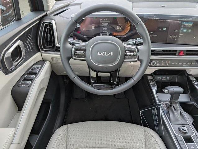 Photo of 2025 Red Kia Sorento