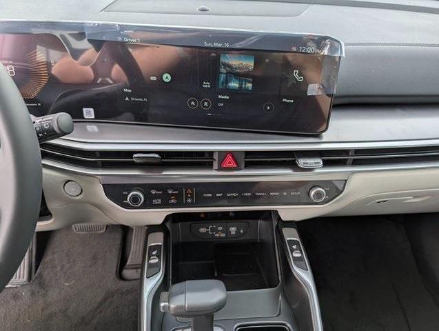 Photo of 2025 Red Kia Sorento