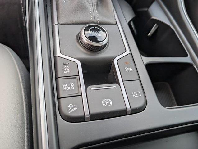 Photo of 2025 Red Kia Sorento