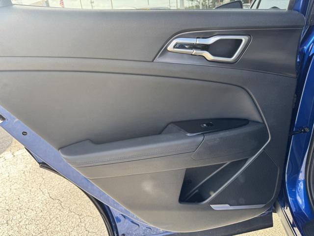Photo of 2024 Sapphire Blue Kia Sportage