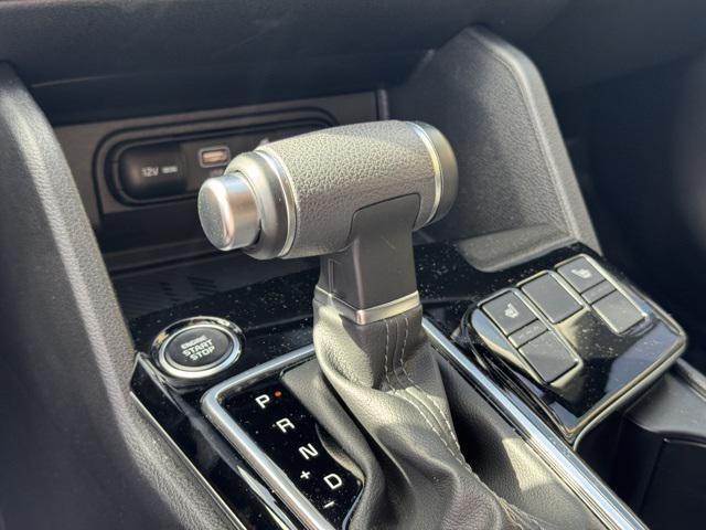 Photo of 2024 Sapphire Blue Kia Sportage