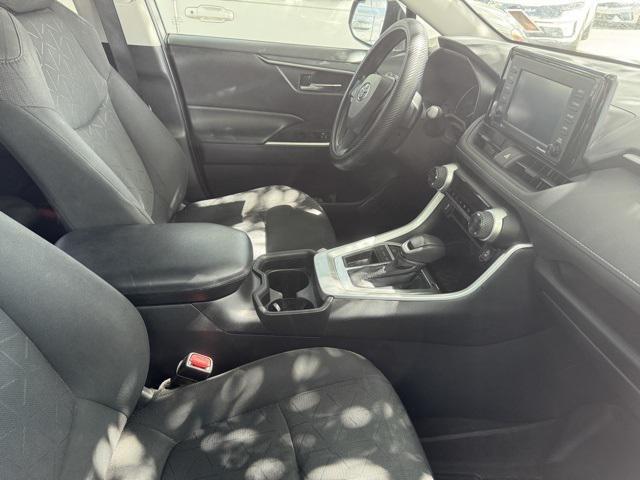 Photo of 2021 Silver Sky Metallic Toyota RAV4