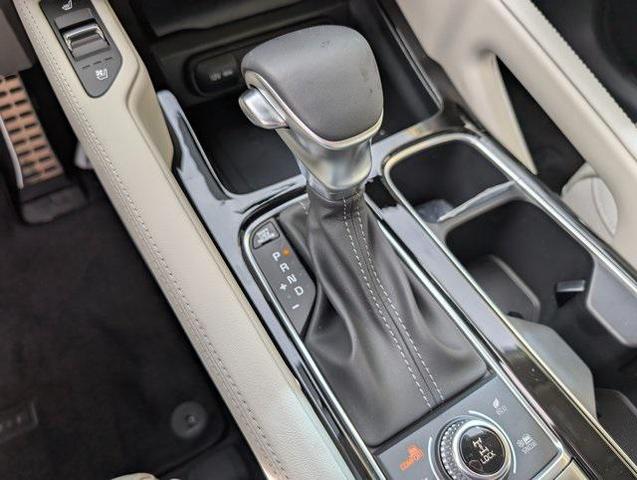 Photo of 2025 Ebony Black Kia Telluride