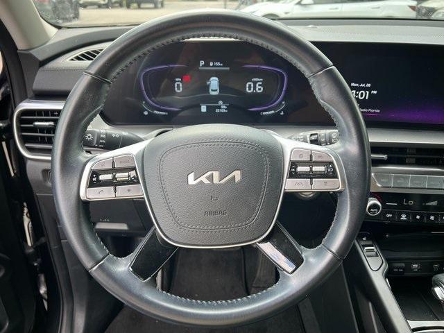 Photo of 2024 Gravity Gray Kia Telluride