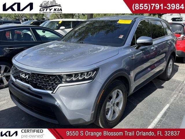 Photo of 2023 Everlasting Silver Kia Sorento